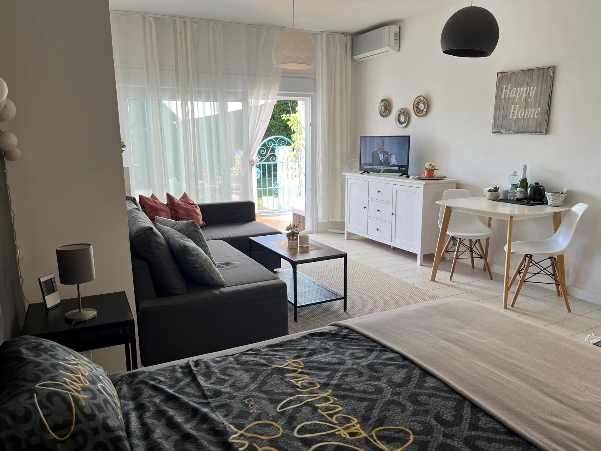 "Los Rosales Apartment, 500M To The Beach" Ситио-де-Калаонда Экстерьер фото